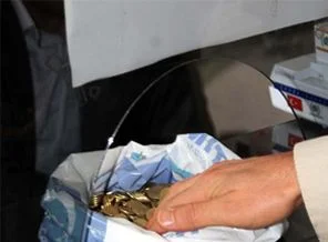 66 TL'lik cezayı 1582 adet bozuk para ile ödedi