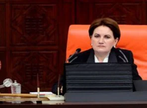 Akşener'den başörtüsü açıklaması