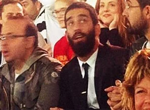 Arda Turan, tribünden destek verdi
