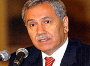 Arınç'tan iki lideri kızdıracak çağrı