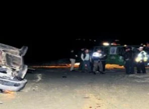 Babası ve kardeşi gibi alkollüyken takla attı