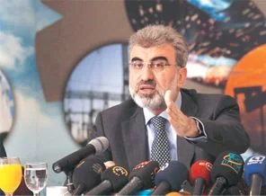 Bakan'dan Cem Uzan'a rest