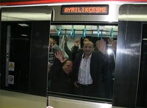 Bakandan sosyal medyaya Marmaray tepkisi