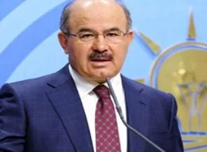 'Başbakan siyasete devam edemez'