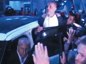 'Çakalları üzerime saldılar'