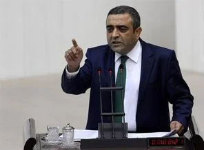Cezaevi'nde çocuk mahkumlar zorla çıplak mı aranıyor?