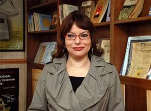Cumhuriyet yazarından tepki çeken tweet!