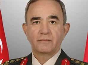 'Emekli Orgeneral beni kaş,gözle tehdit ediyor'