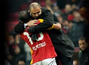 'Fatih Terim'in anıtı dikilmeli'