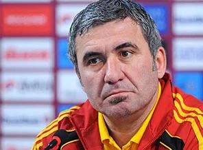 Hagi Galatasaray'a geri dönüyor ama!