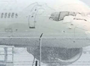 Hava ulaşımına kar engeli!