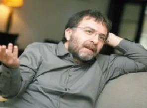 Hürriyet yazarı başörtü yasağı Kenan Evren'in o sözüyle başladı, dedi!