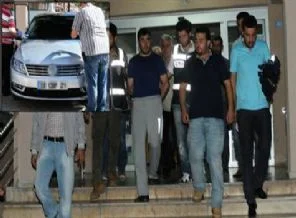 İlk iş lüks otomobil aldı
