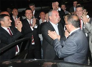İnce Ankara'nın bağları'yla göbek attı