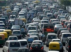 İstanbul'un trafik çilesi başladı
