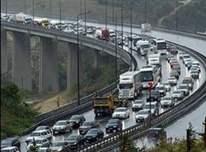 Kabus kaldığı yerden devam ediyor