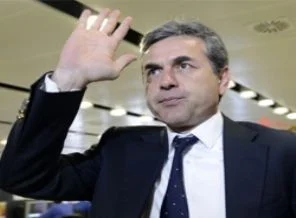 Kocaman aradı, Yanal buldu!