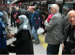 Marmaray, ilk gününde kaç yolcu taşıdı?