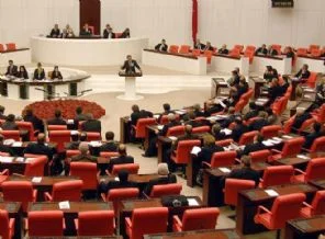 Mecliste ilginç diyalog: Rahmetli de böyleydi
