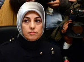 Merve Kavakçı'dan paket yorumu