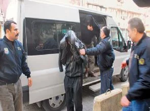 Muhalif generali Esed'e teslim eden MİT'çiye ceza çıktı!