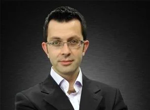 Mustafa Sarıgül'ü Baykal'dan önce Erdal İnönü ihraç etmiş!