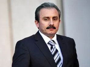 Mustafa Şentop Anayasa Komisyonu'ndan ayrılıyor mu?