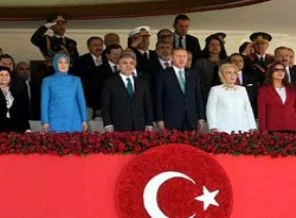 Şeref locasında bir ilk