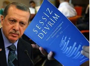 'Sessiz Devrim'in İngilizcesi de çıktı!