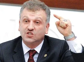 Siyaset iyice topa girdi! 'Şike yaptığı...'