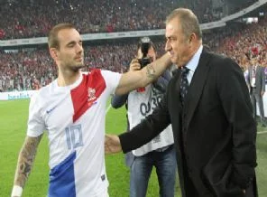 Sneijder: Arkadaşlarım üzülürken...