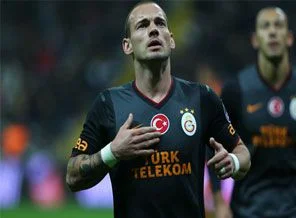 Sneijder ve Kuyt'a milli davet