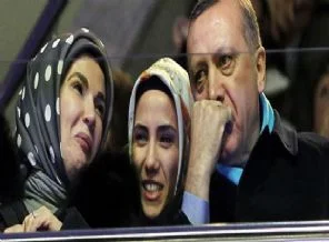 Sümeyye Erdoğan vekilliğe mi hazırlanıyor?