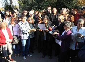 TBMM'de başörtüsü protestosu