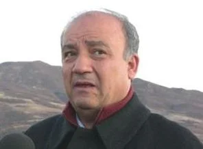 'Teröristsen dağa çık' diyen rektörü YÖK'e şikayet etti