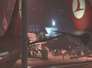 THY uçakları birbirine çarptı