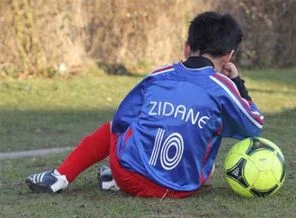 Türkiye ve dünyada futbolda ırkçılık
