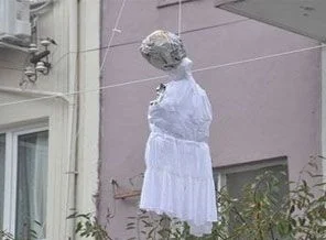 Tüyler ürperten mesaj!