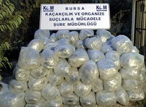 Uyuşturucu sevkıyatına VIP hizmet