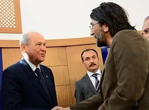 Yazar Nihat Genç MHP'den siyasete mi atılacak?