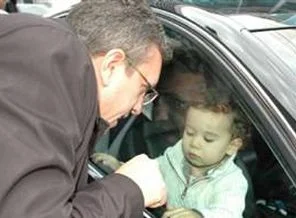2 yaşındaki Mete zekasıyla şaşırttı