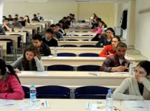 Açık öğretim kitabında oruç skandalı