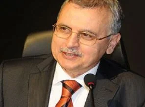 Ahmed Akgündüz'den sürpriz dershane çıkışı