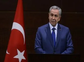 Arınç: Türkiye'de yeni bir dönem başlıyor