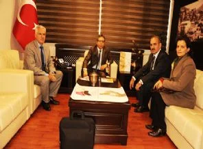 Artvin Valisi'nden anlamlı destek