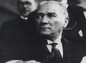 Atatürk'ün imzasıyla yıkılan cami