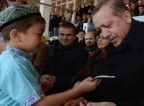 Bir şiir 16 yıllık evlat hasretini sona erdirdi