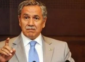 Bülent Arınç'ın sitemi Twitter'ı salladı!