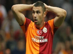 Burak Yılmaz'a dolandırıcı şoku!