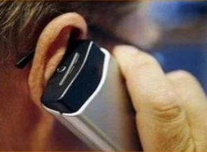 Çaldığı telefonu eniştesine hediye etmiş